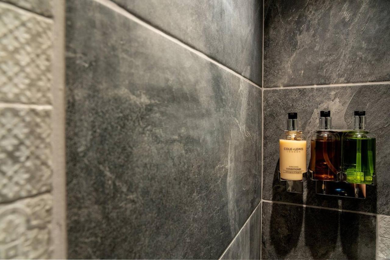Royal View Apartments カークビー・ロンズデール エクステリア 写真
